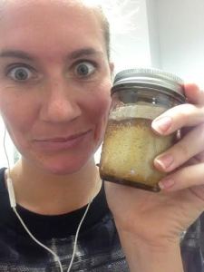 Cupcake in a Jar? WHY THE HELL NOT?!