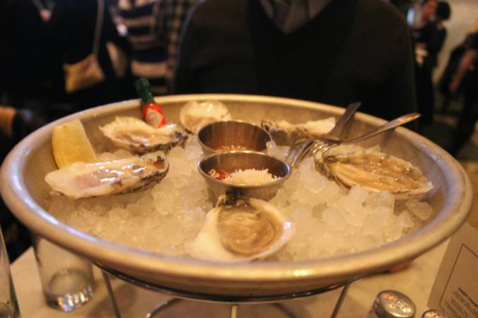 Pardon that camera tilt, I felt so awkward snapping shots with a DSLR in a tight squeeze like PA6!